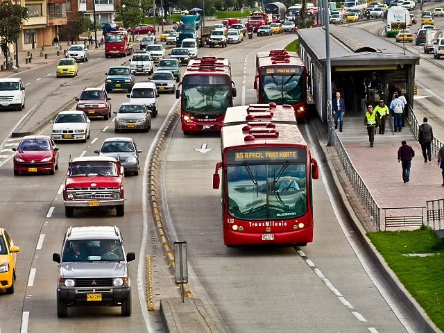TransMilenio, Bogotá’s formal bus revolution